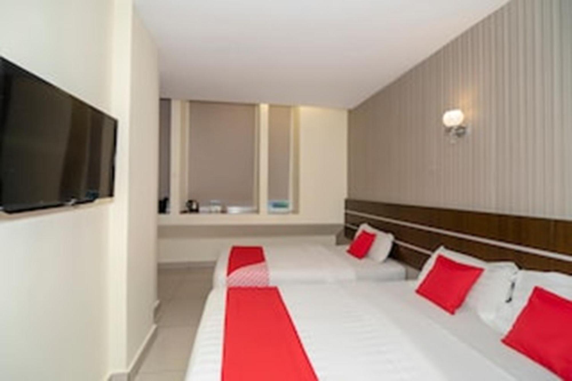 קוטה קינבלו Super Oyo 89944 Stay Inn מראה חיצוני תמונה