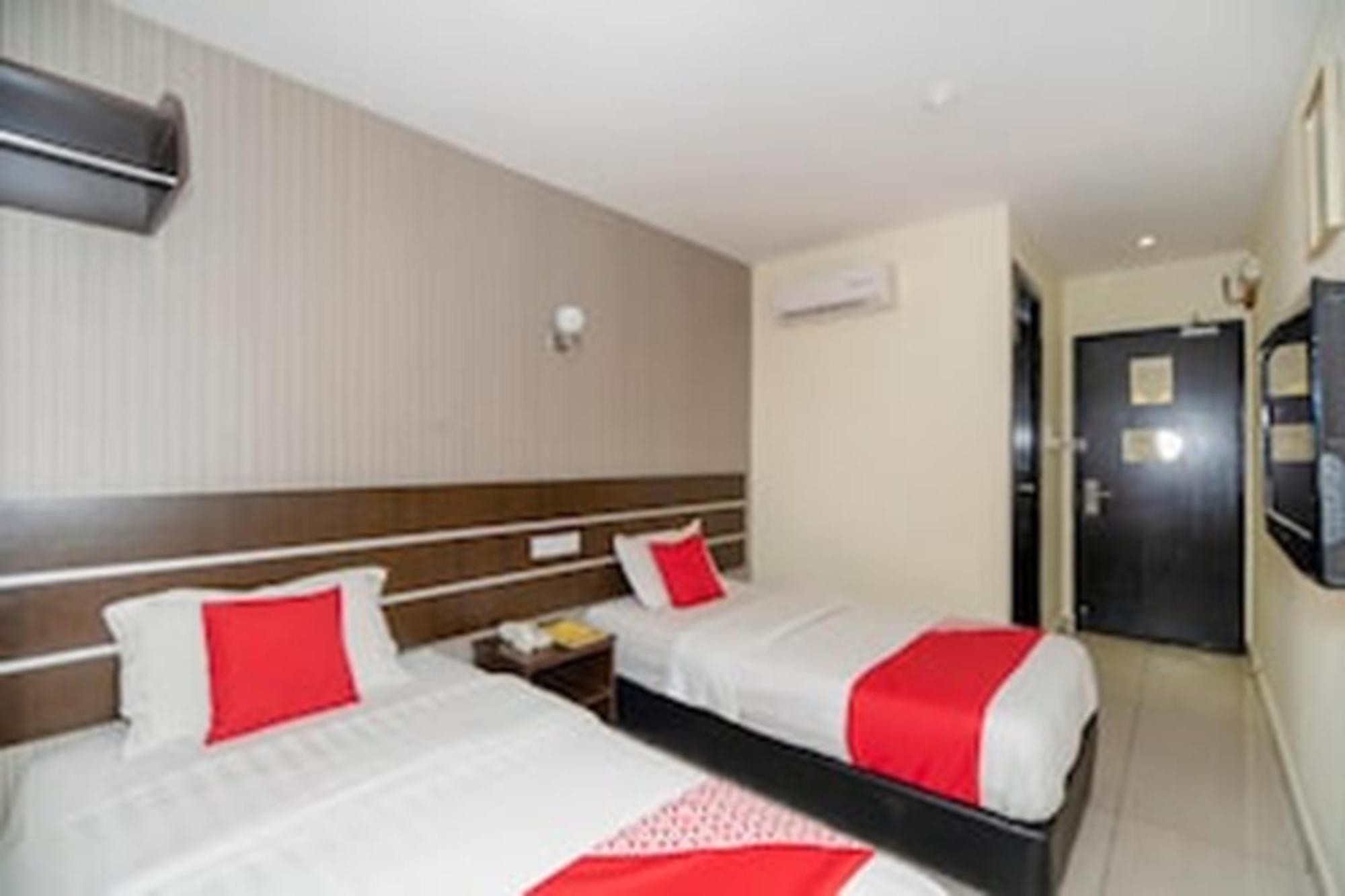קוטה קינבלו Super Oyo 89944 Stay Inn מראה חיצוני תמונה